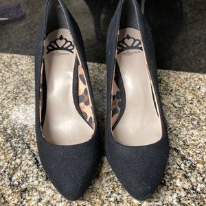 Fergalicious by fernie black velvet heels
